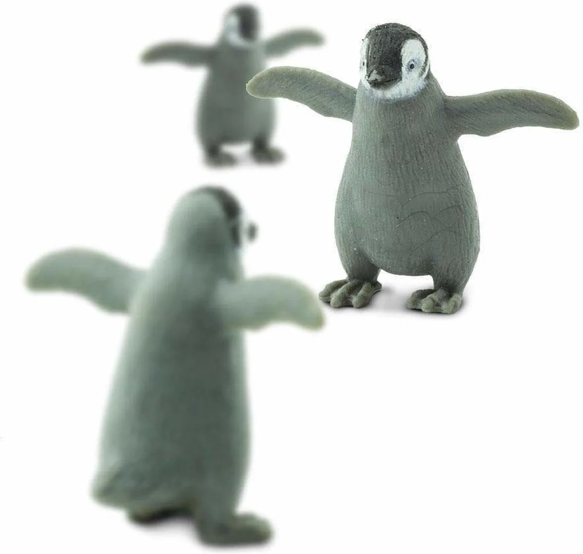 Emperor Penguin Chicks van Safari Ltd in Grijs – productfoto