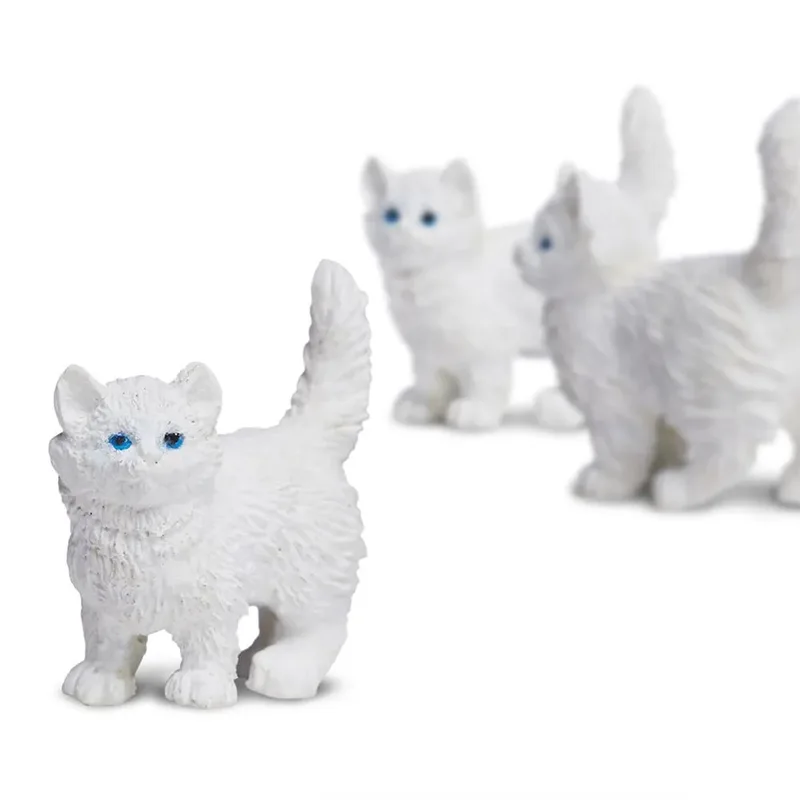 Kittens Good Luck Minfiguur von Safari Ltd – Produktfoto 2 von 3