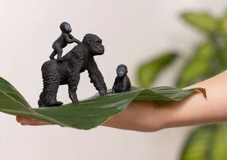 42601 Gorilla Family by Schleich – interior photo 2 of 4