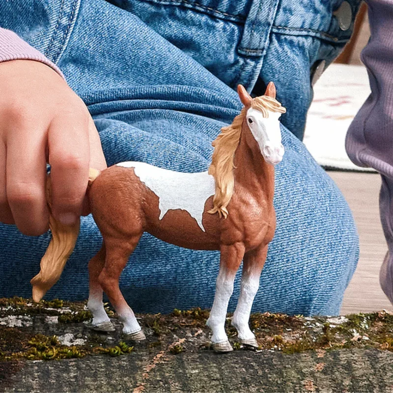 14920 Mustang Mare de Schleich – photo d’ambiance 2 sur 4