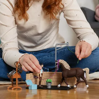 42438 Washing Area with HORSE CLUB Emily & Luna by Schleich – interior photo 2 of 4