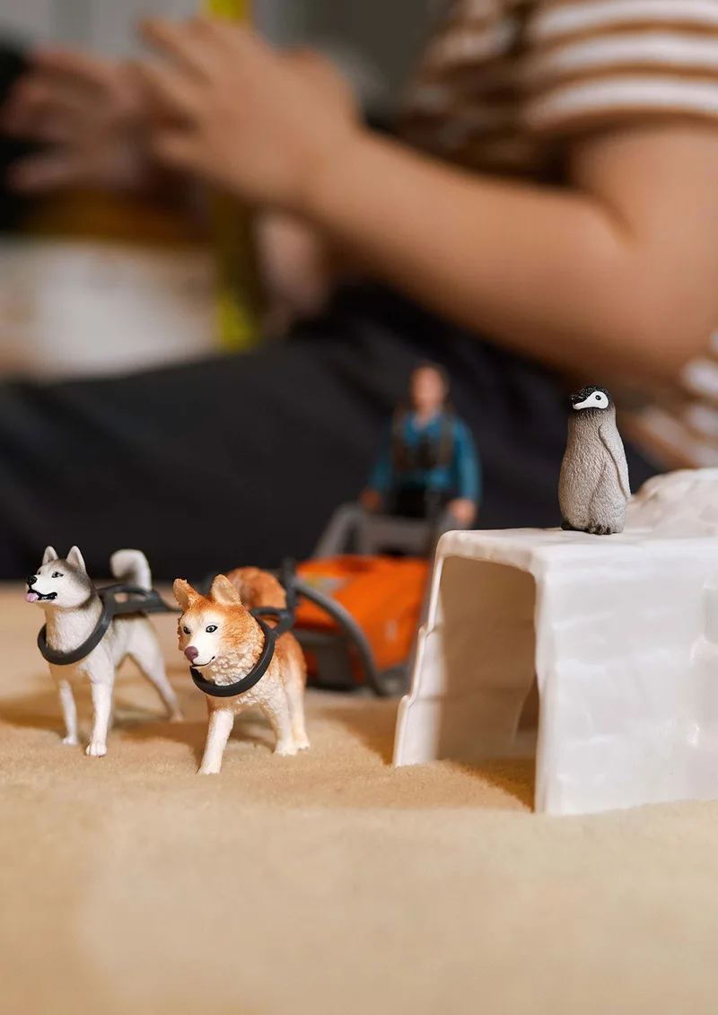 42558 Antarctic Expedition från Schleich – miljöbild 2 av 4