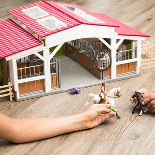 42344 Riding centre with rider and horses by Schleich – interior photo 2 of 4