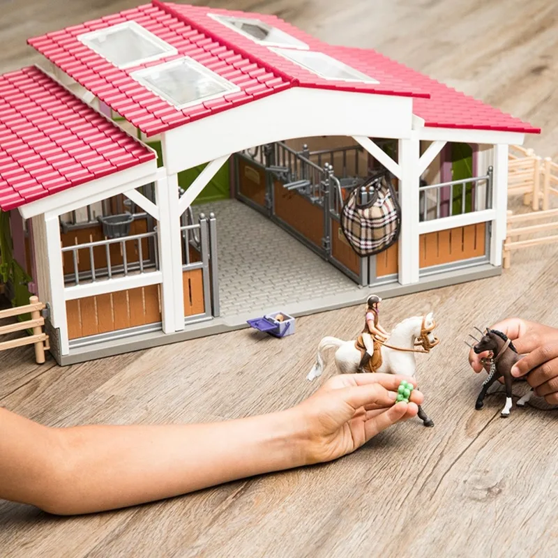 42344 Riding centre with rider and horses by Schleich – interior photo 2 of 4