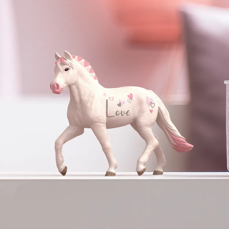 75001 Fjord Horse Mare - LOVE edition från Schleich – miljöbild 2 av 4