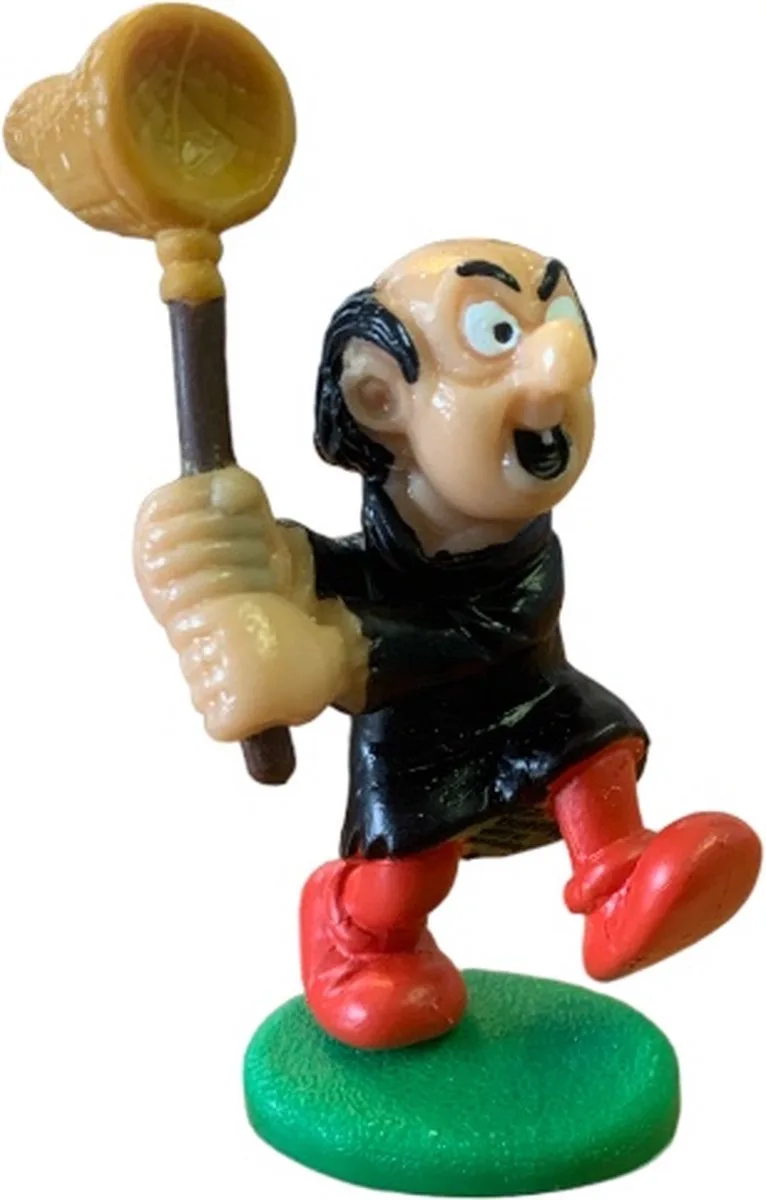 Gargamel van Schleich speelfiguur met net - De Smurfen - 20181 - Schleich - 10 cm by Schleich in Bruin geel groen zwart rood – product photo
