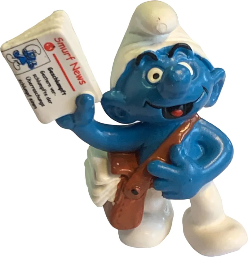 speelfiguur - smurf als krantenbezorger - De Smurfen - 20458 - 6 cm by Schleich in Blauw, wit, bruin, rood , zwart – product photo