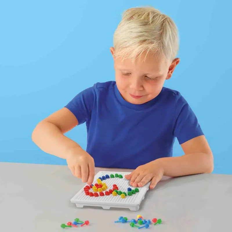 Montessori met 100 Pinnen - Vanaf 3 Jaar - Mozaïek Kinderen - Schoencadeautjes Sinterklaas de SES Creative en Mozaïekbord compact – photo du produit 5 sur 5