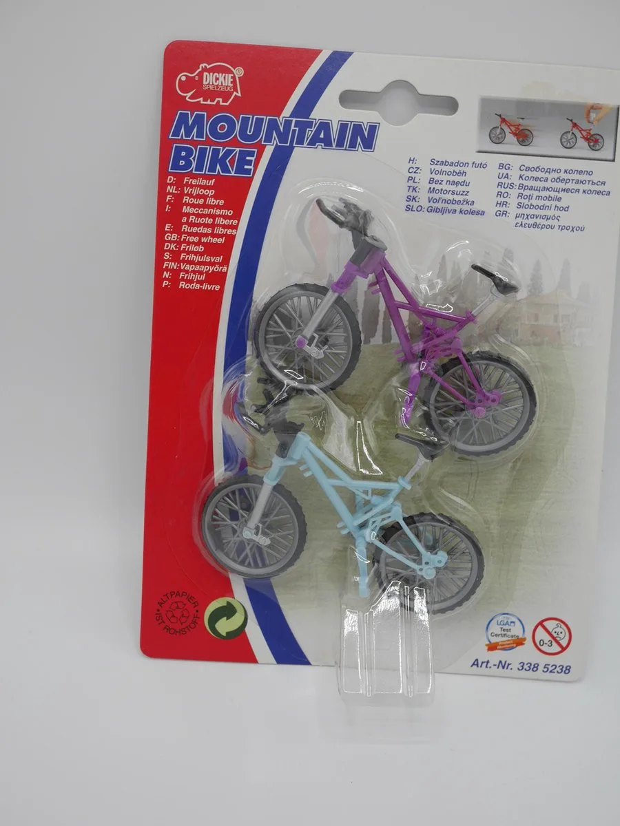 2 Dickie toys fietsjes vrijloop.9.5 cm lang. van Simba in Meerkleurig – productfoto