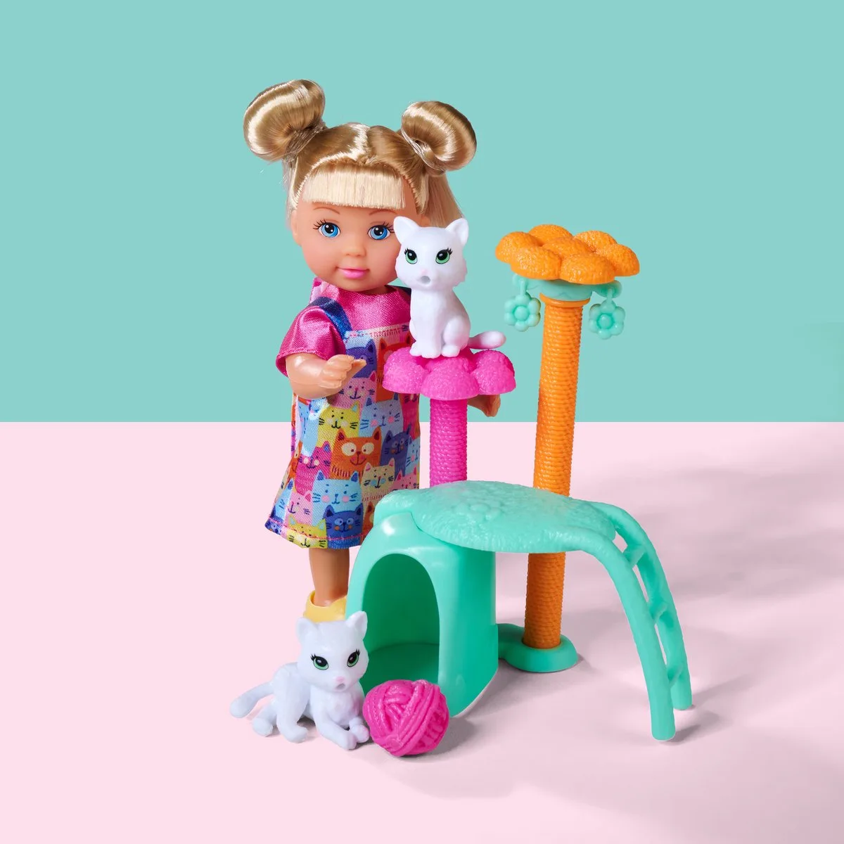 Evi Love Arbre à Chatons de Simba en Blanc – photo du produit