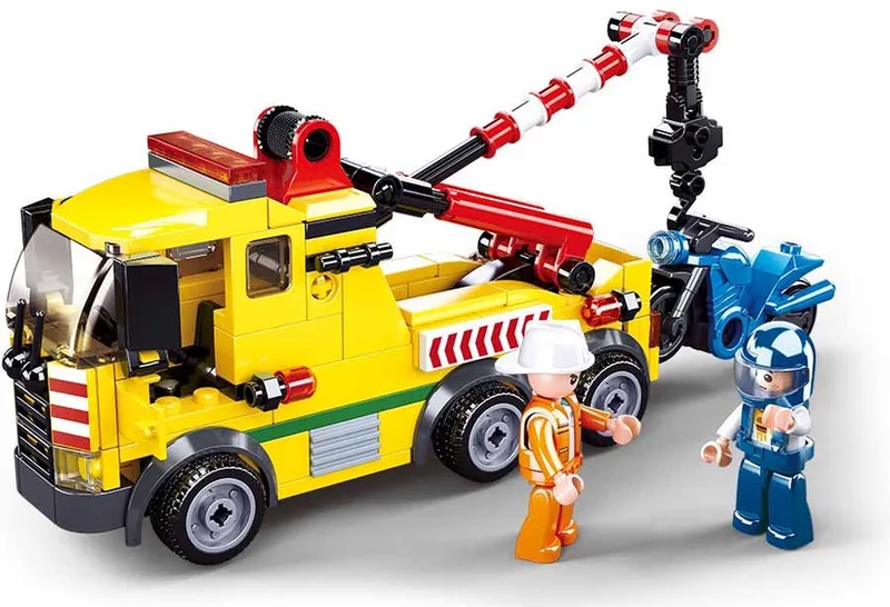 bouwspeelgoed kinderen vanaf 6 jaar – Constructiespeelgoed bouwdoos met 205 bouwstenen – M38‑B0877 by Sluban in Town Autokraan Takelwagen – product photo