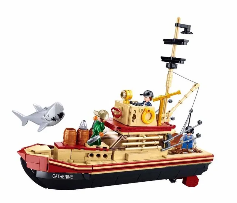 ModelBricks bouwspeelgoed – Constructiespeelgoed – bouwset met 592 bouwstenen – M38-B1118 – vanaf 8 jaar by Sluban in The Great Shark boot – product photo