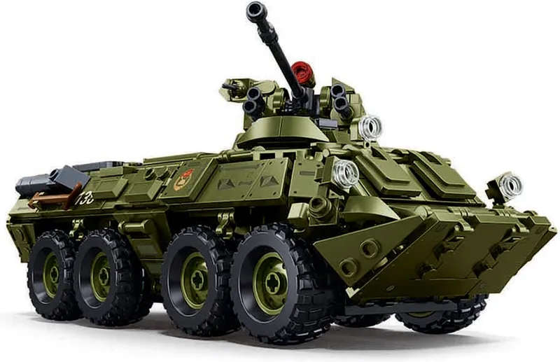 Modelbricks tank BTR-80AS IFV van Sluban in Army – M38-B1251 light tank, 619 bouwstenen – productfoto