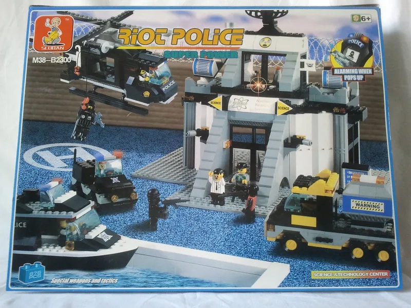 politie aanvalsteam B2300 by Sluban in Blauw – product photo