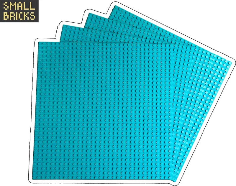 Set van 4 bouwplaten / grondplaten 32x32 noppen, 25cm x 25cm | Keuze uit 15 kleuren | Geschikt voor LEGO | SmallBricks by SmallBricks in Lichtblauw – product photo