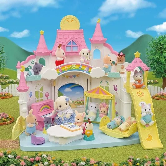 5743 Erlebniskindergarten “Sonnenschloss” fra Sylvanian Families – miljøbillede 4 af 4