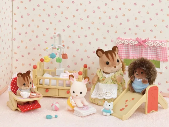 5436 Babyzimmer-Set fra Sylvanian Families – produktbillede 4 af 4
