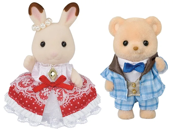 5843 40. Jubiläum: Freya & Theo Freunde Figurenset fra Sylvanian Families – produktbillede 1 af 4