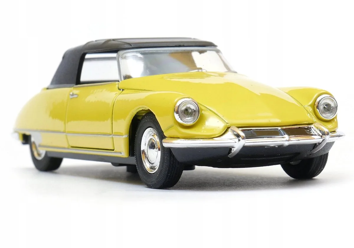Citroën DS 19 Cabriolet 1:34 - Metalen Modelauto från Welly i Gul – produktbild