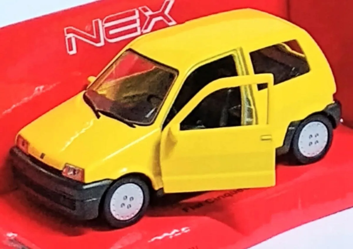 Fiat Cinquecento 1991-1998 Metaal Model Auto 1:34-1:39 från Welly i Gul – produktbild