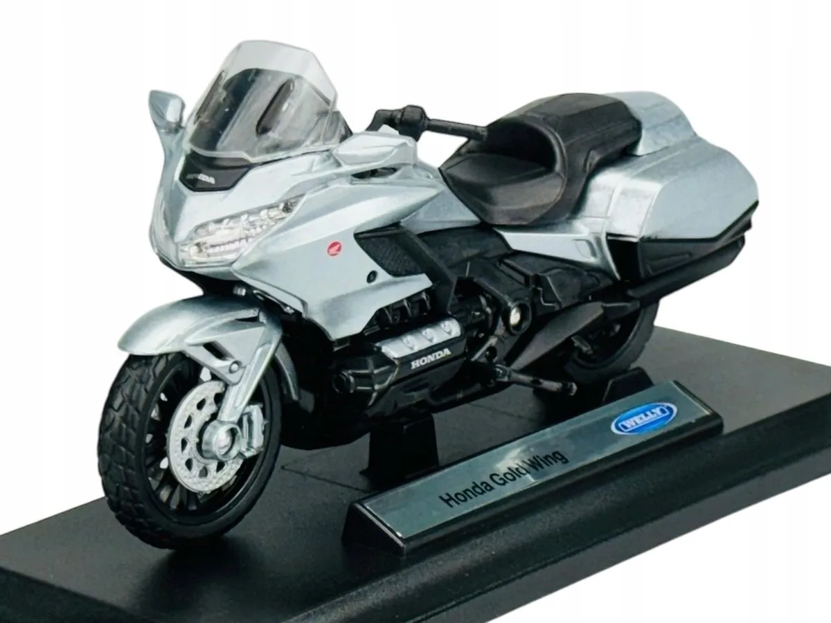 Honda Gold Wing Motorfiets Schaal 1:18 Nieuw Model fra Welly i Sølv – produktbillede