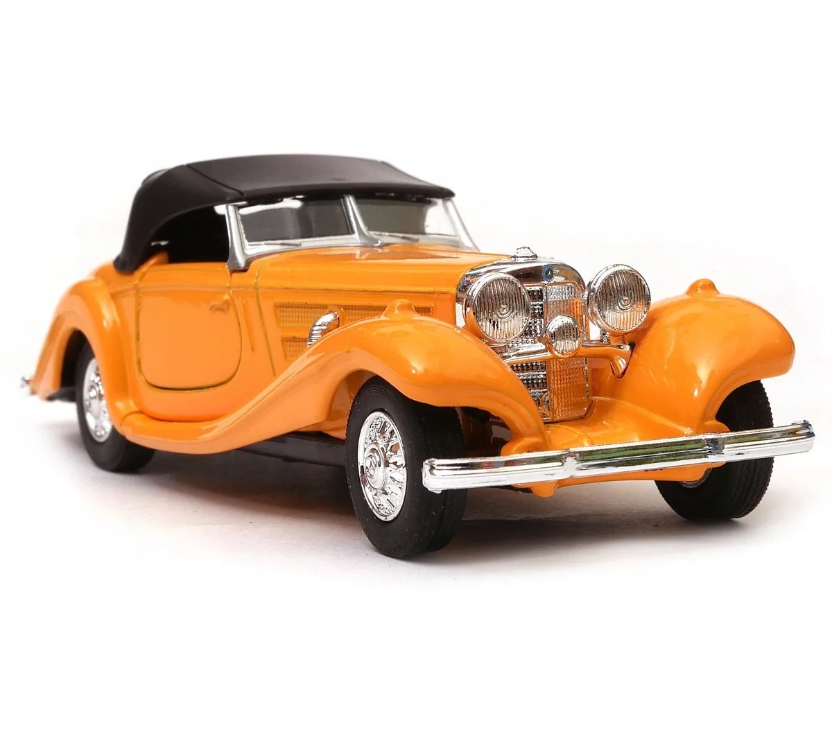 Mercedes-Benz 500K 1:34 modelauto fra Welly i Gul – produktbillede