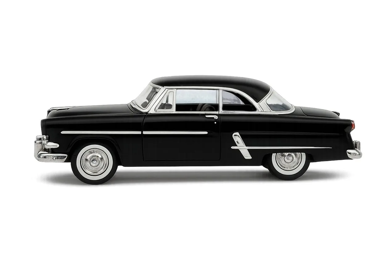 Modelauto - Ford Crestline Victoria 1953 - 21 x 8 x 6 cm by Welly in Black – product photo