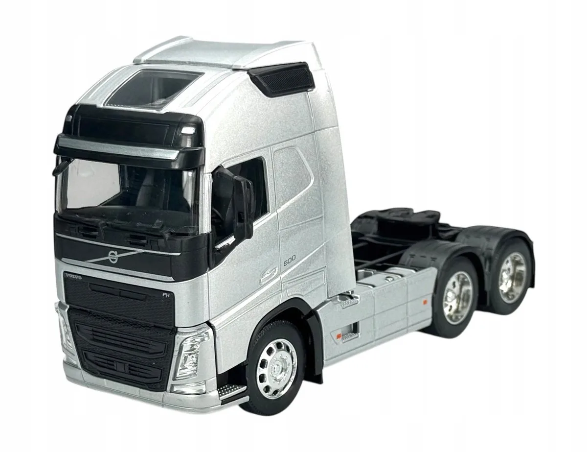 Volvo FH 6x4 Zilveren Vrachtwagen Schaal 1:32 Model 32690 de Welly – photo du produit