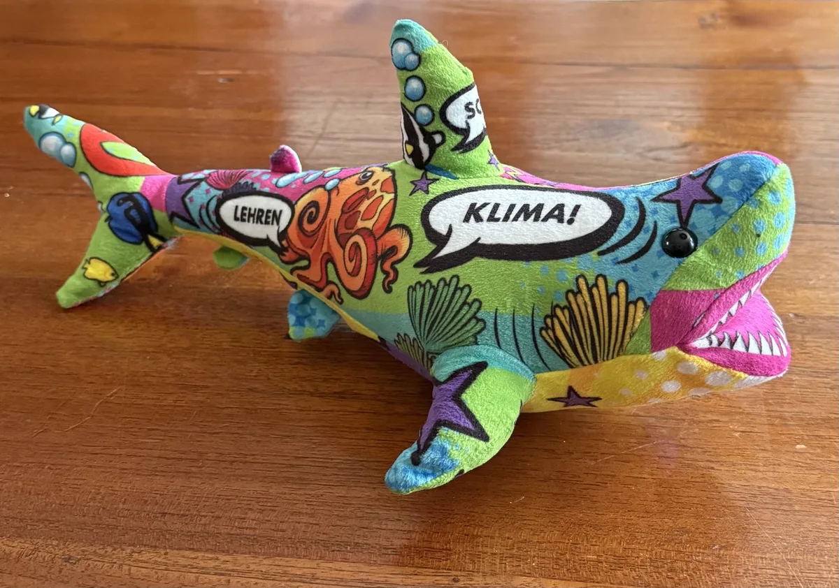 Knuffel Haai, lengte 38cm van Wild Republic – productfoto